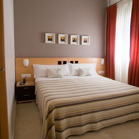 Hostal Albero By Eme Hoteles Sanlúcar la Mayor Eksteriør bilde