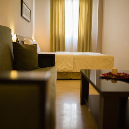 Hostal Albero By Eme Hoteles Sanlúcar la Mayor Eksteriør bilde
