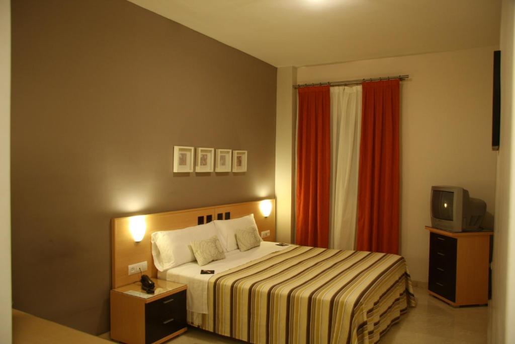 Hostal Albero By Eme Hoteles Sanlúcar la Mayor Eksteriør bilde