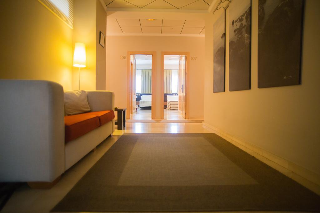 Hostal Albero By Eme Hoteles Sanlúcar la Mayor Eksteriør bilde