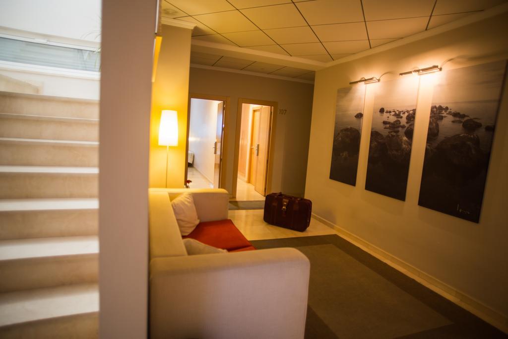 Hostal Albero By Eme Hoteles Sanlúcar la Mayor Eksteriør bilde