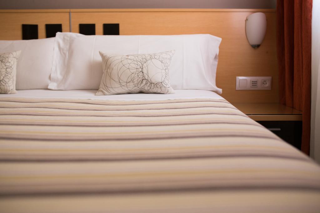 Hostal Albero By Eme Hoteles Sanlúcar la Mayor Eksteriør bilde